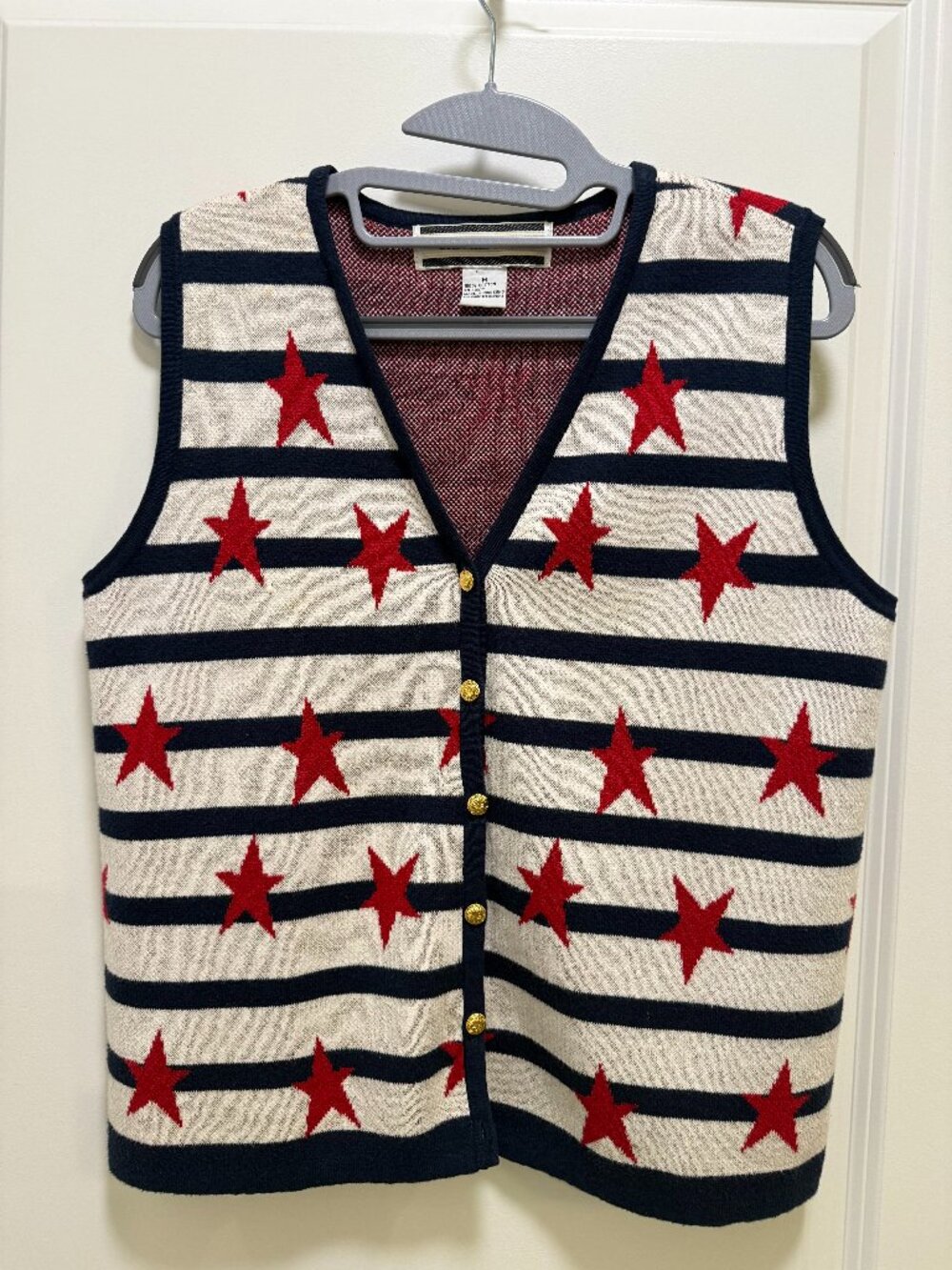 CRYSTAL-KOBE Women's Red Star Striped Knit Vest Cardigan Size M Top Size‎ M